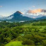 La Fortuna de Costa Rica: Cascadas, volcanes y serpientes venenosas
